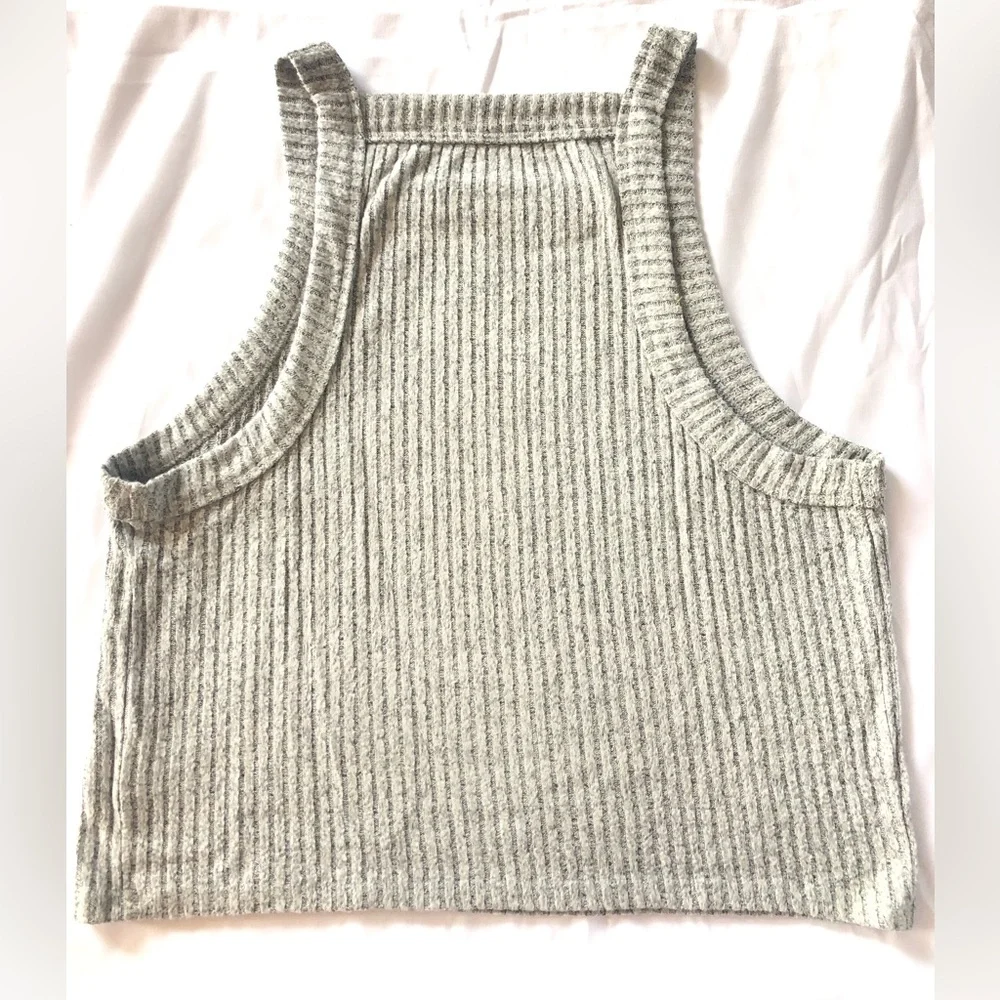 Arizona Ribbed Top - Picture 2 of 3